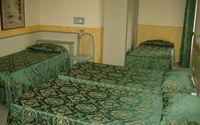 Hotel Mistral