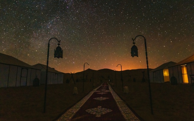 Sanmao Desert Luxury Camp