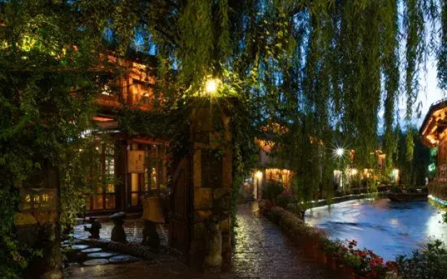 Junbo Lishui'an Courtyard (Lijiang Ancient City Branch)