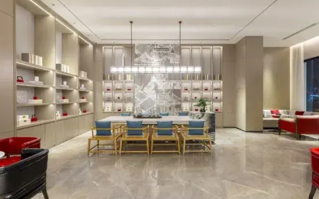Yicheng Hotel (Luoyang Longmen High-speed Railway Station University Town)