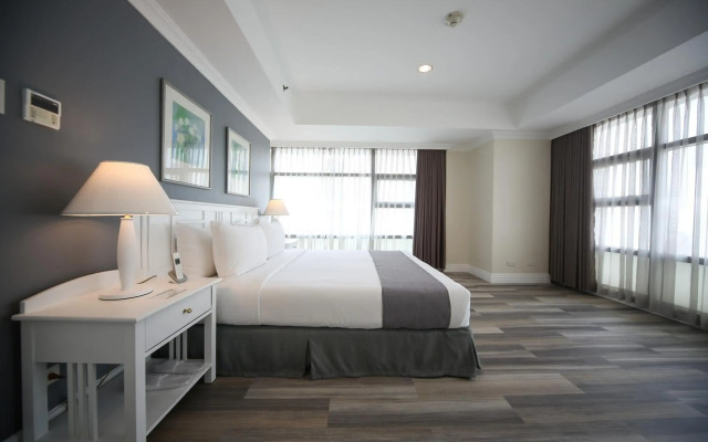 Infinity Tower Suites