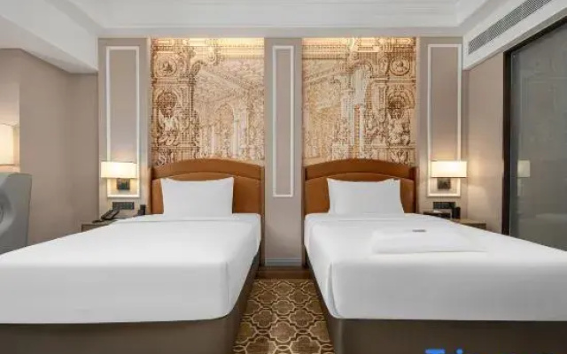 Vienna International Hotel （Zhouzhi Shuijie）