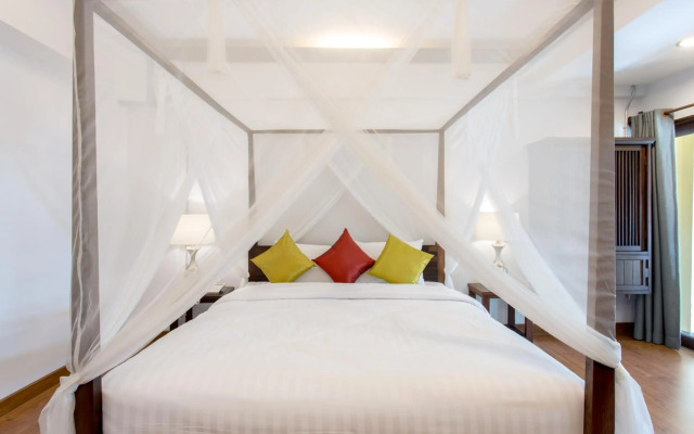 NightBazaar Inn Hotel