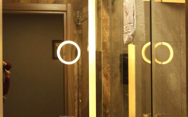 New Point Hotel