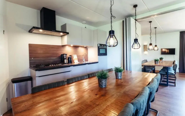 Trekkershut / 4-persoons tent