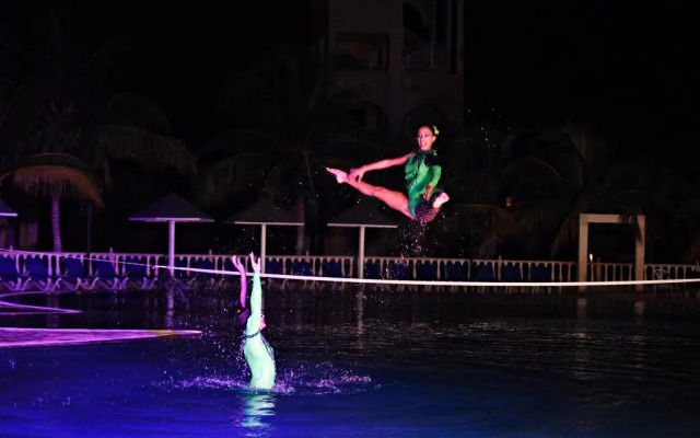 Memories Caribe Beach Resort - Adults Only  +16