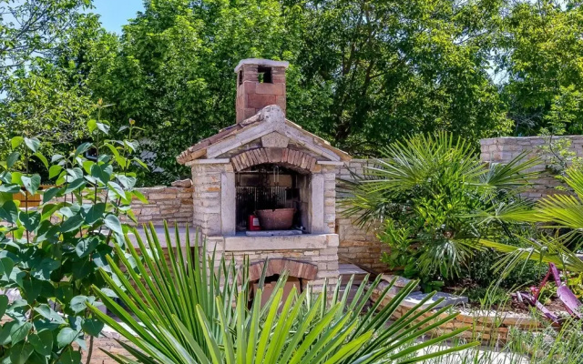 Villa in Istria With Pool Near Croatian Sea