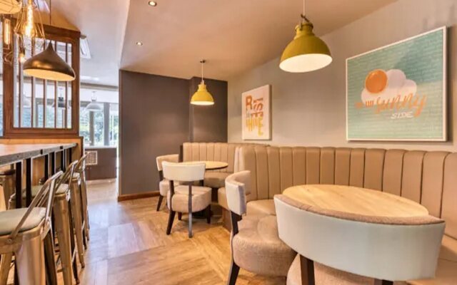 Premier Inn Oxford City Centre - Westgate