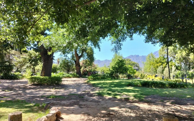 Olive and Vine Farm Cottage