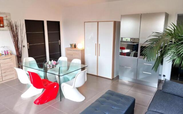 Appartement Pinede Man Yelle