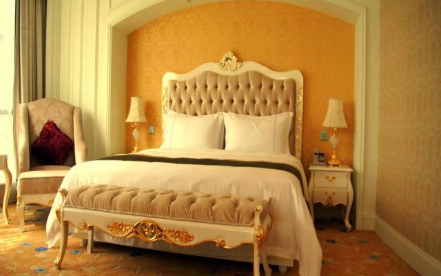 Luoding International Hotel