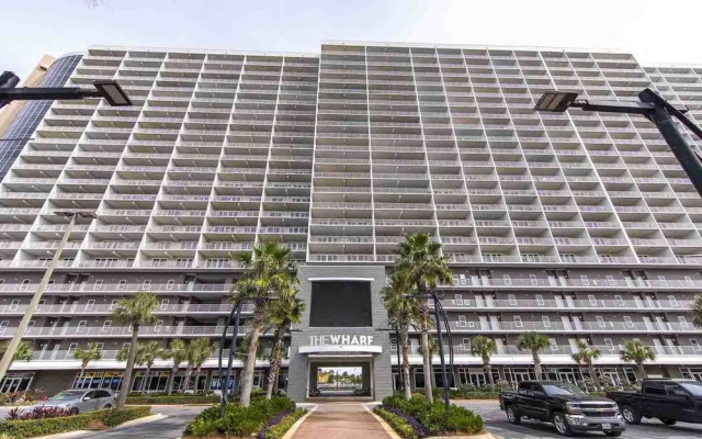 Laketown Wharf #1309 - Hongs Hide-away