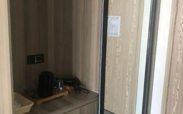 Guanlan Hotel