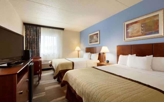 Ramada by Wyndham Fargo