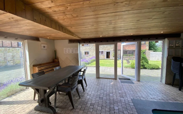 Spacious Waimes Villa