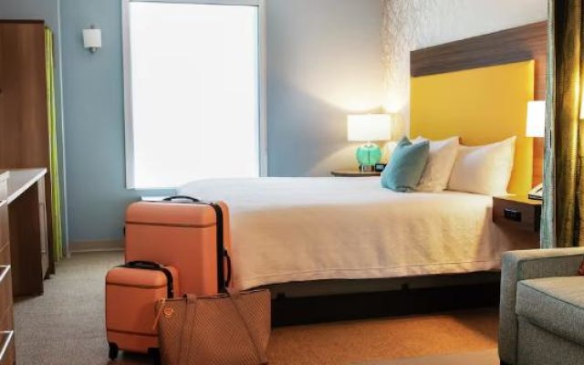 Home2 Suites By Hilton Grand Rapids Airport