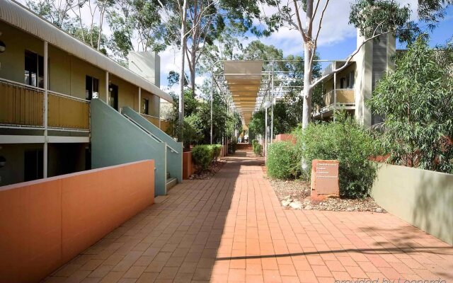 Emu Walk Apartments by Voyages