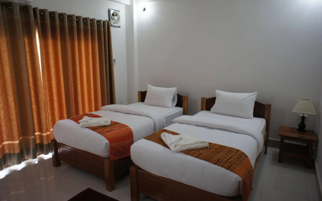 The Grand Riverside Hotel