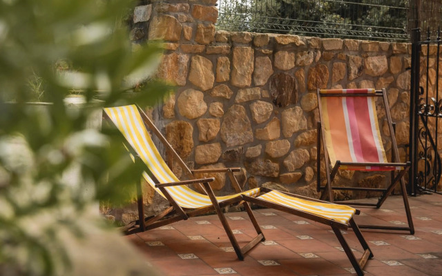 Villa colonial Jardin Algorta centro Puerto Viejo