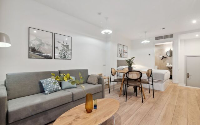 limehome Valencia Carrer del Pare Palau