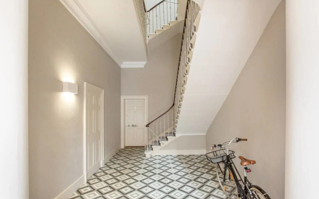 Quiet City Centre Spacious Apartment