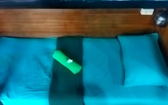 Czone Hostel - Adults Only