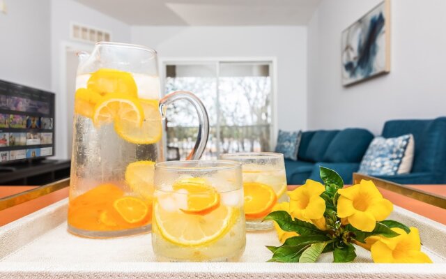 Celebrate at Club Cortile