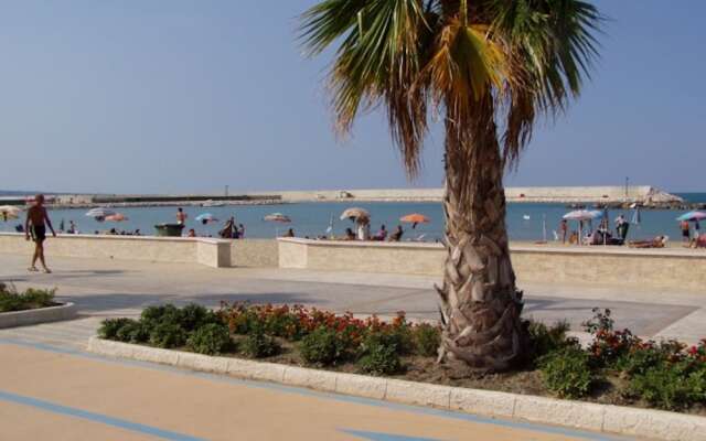 Triple Room for Rent With Private Bathroom in Molise - Wifi