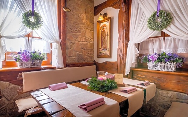 Hotel - Karczma Klimtówka