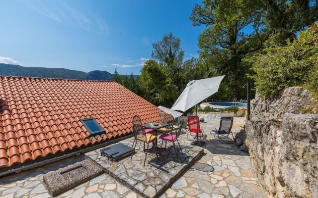 House VILLA NINA