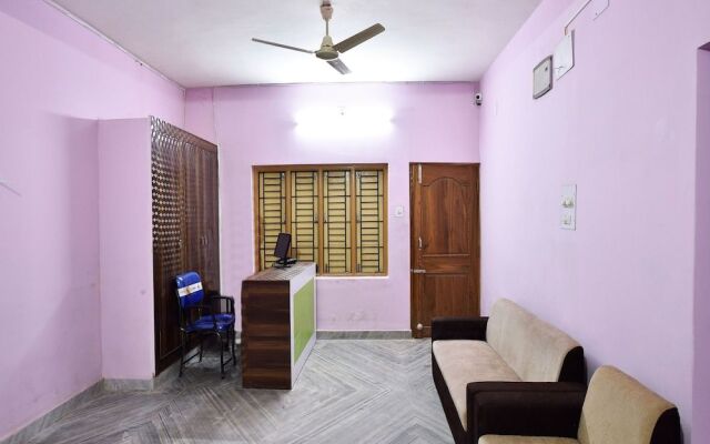 Oyo 14712 The New Garden Inn