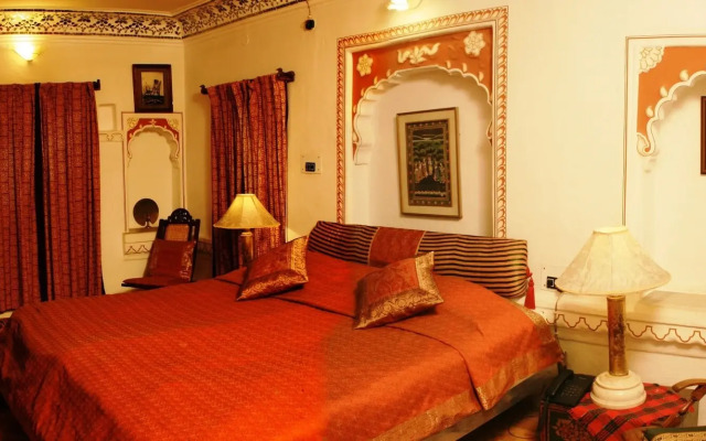 Deogarh Mahal