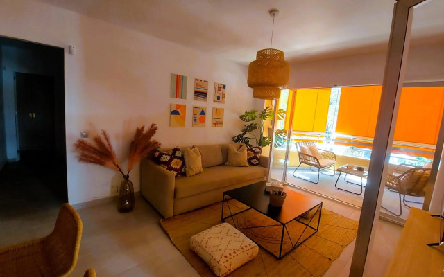 Cozy 2-bed 2-bathroom apartment in sunny Marbella