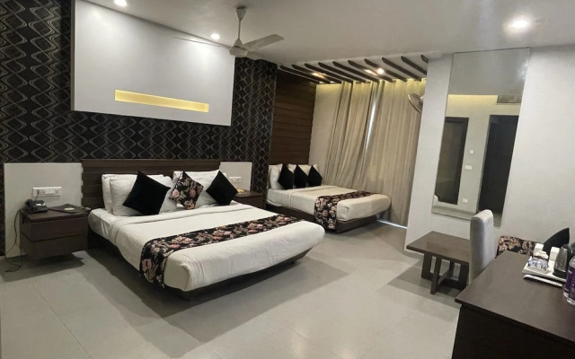 Hotel Narulas Aurrum