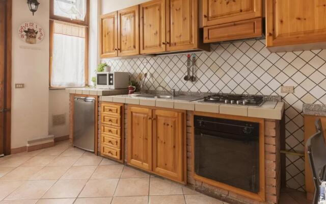 ALTIDO Flowery Nest: 1-BR Flat in Cernobbio