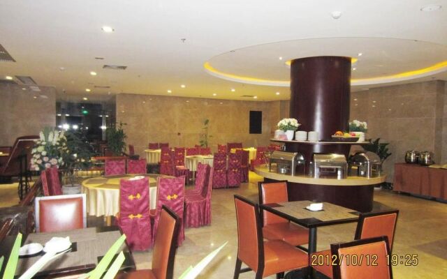Bama Phoenix Hotel