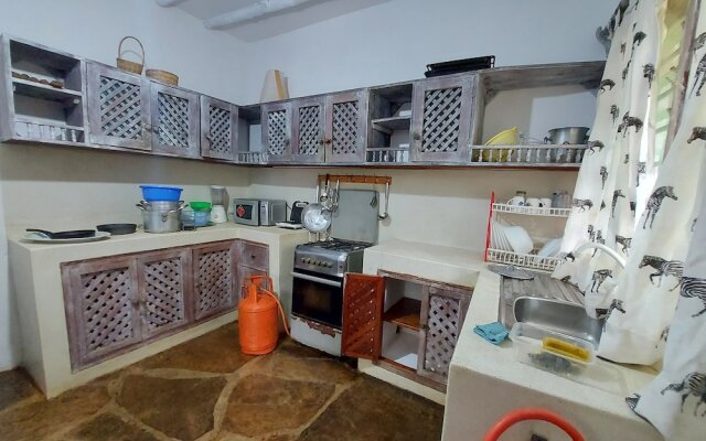 Marine Holiday House