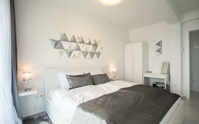 Villa Compass Luxury in a natural bay