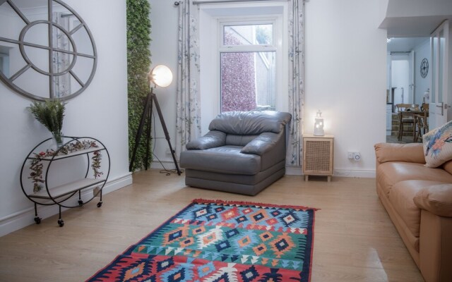 Langland Road - 1 Bedroom - Mumbles