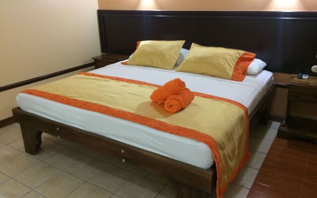 Mussaenda Hotel & Gardens