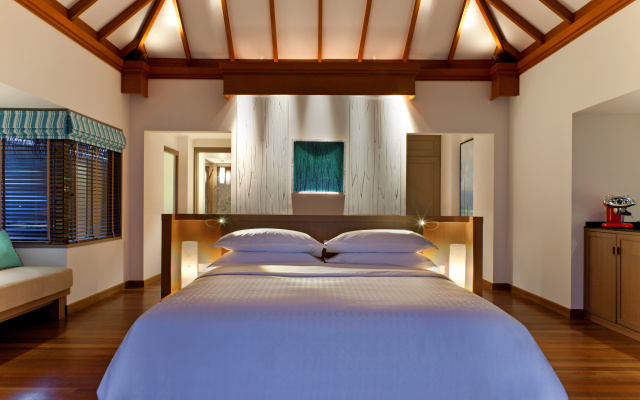 Sheraton Maldives Full Moon Resort & Spa