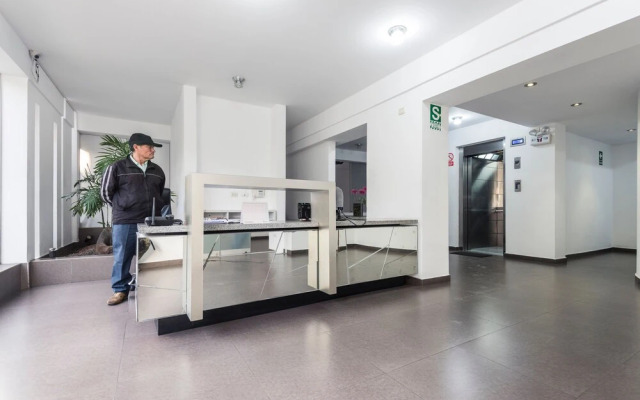 ALU Apartments - Miraflores Boardwalk