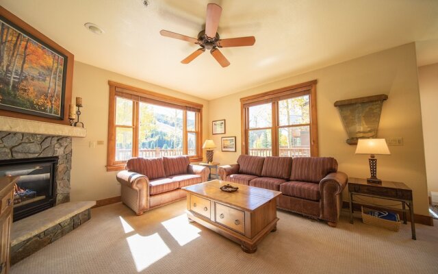 Red Hawk Townhomes 2345