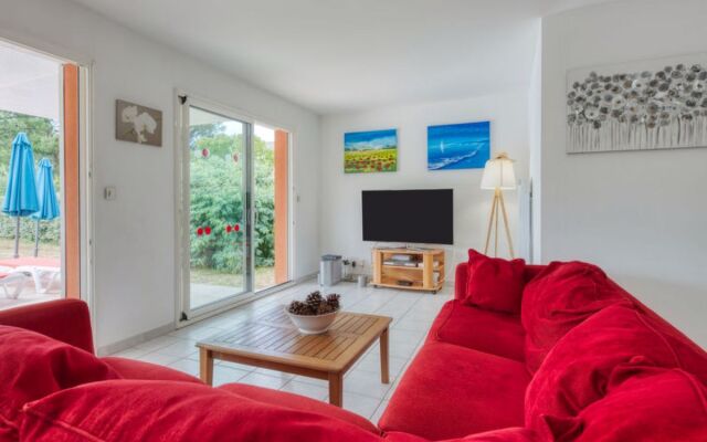 Les Acacias (MVT245)