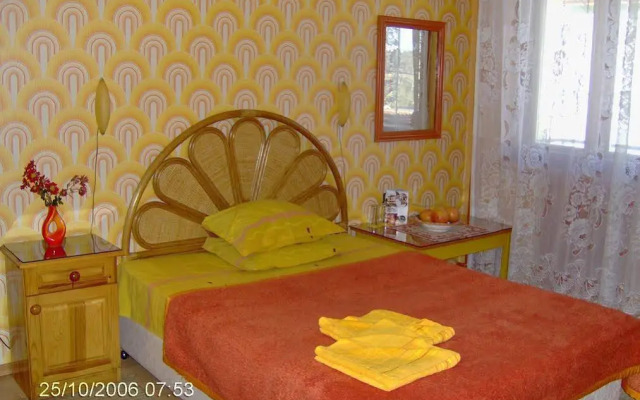 Family Hotel Emaly Bankya 1