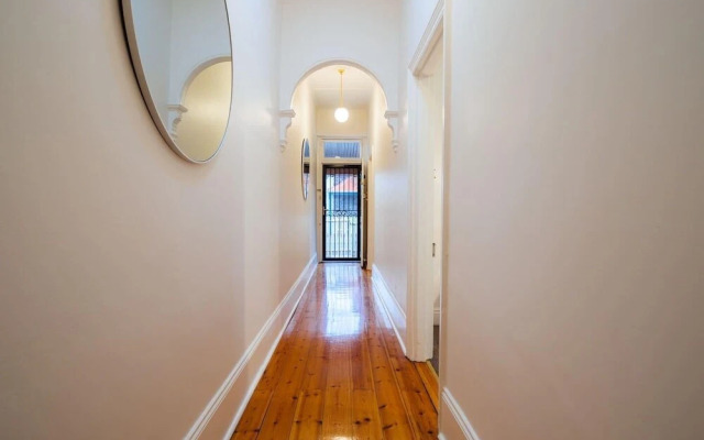 Malibu Moment on Margaret-Historic Bungalow