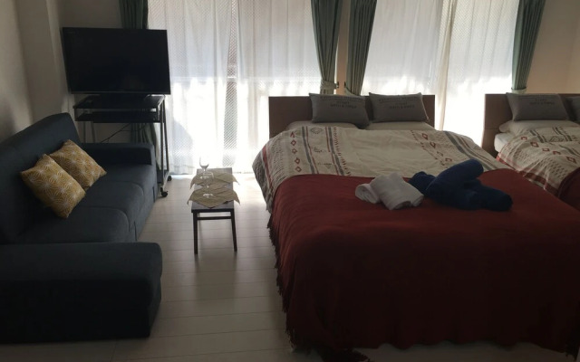 G&R House 102