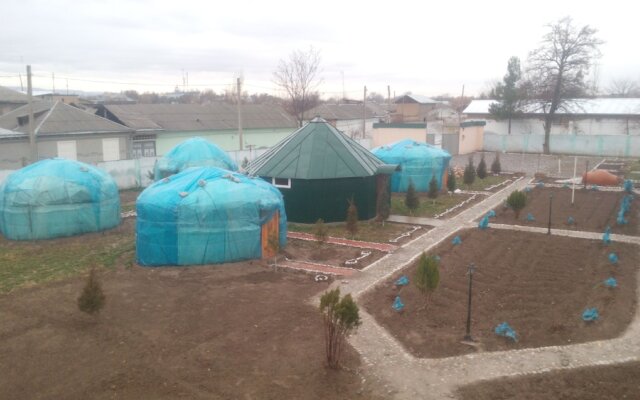 Отель и кемпинг Kitob Sayyoh