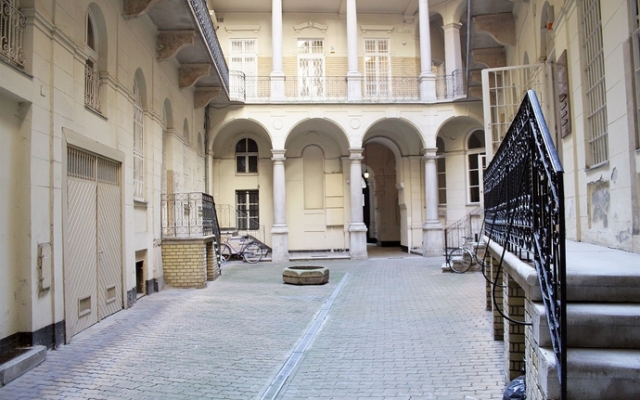 Alkotmany street Apartment