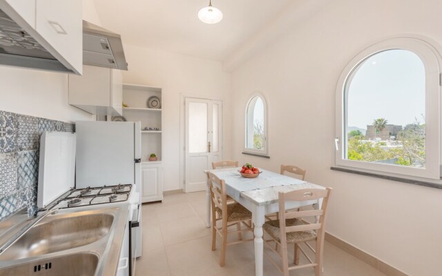 Calacala rooms, restaurant & farm experience
